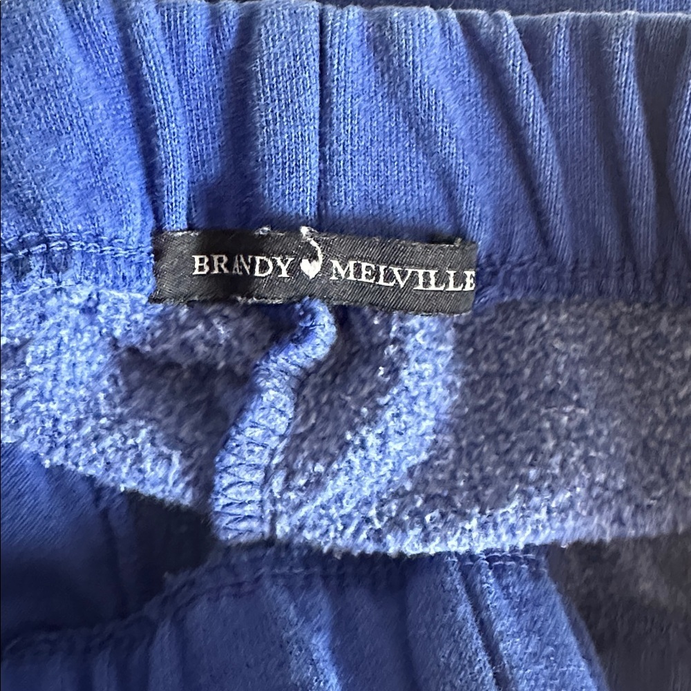 Brandy Melville Sweatpants Blue
Excellent Condition S/M - Picture 3 of 4